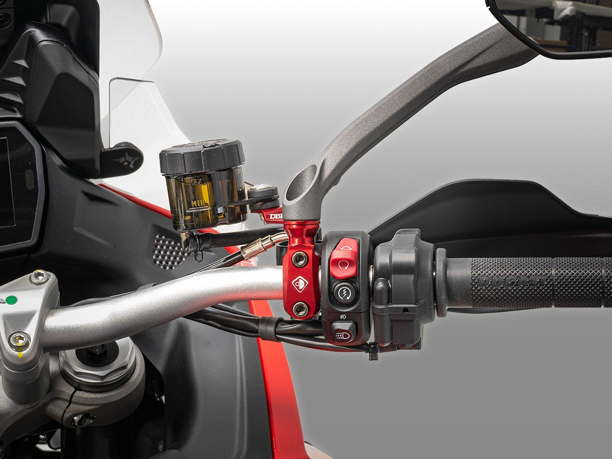 STA20 - BRAKE FLUID RESERVOIR SUPPORT