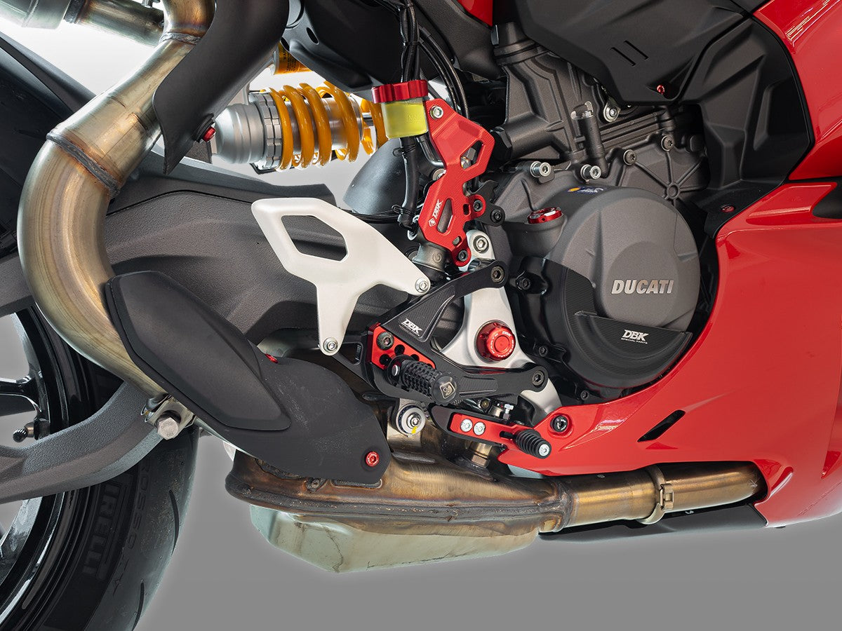 PRV201 - PANIGALE V2 MY25 ADJUSTABLE REARSETS
