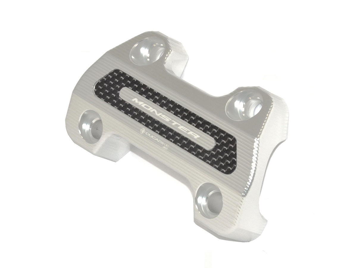 BM06 - HANDLEBAR CLAMP M696