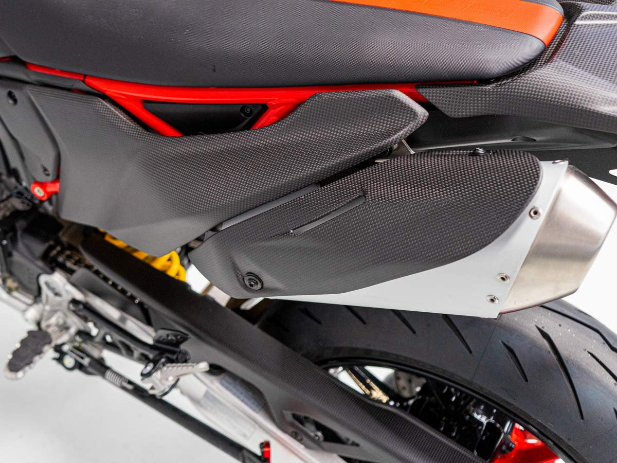 CRB162O - HM 698 MONO MATT CARBON EXHAUST TOP GUARDS