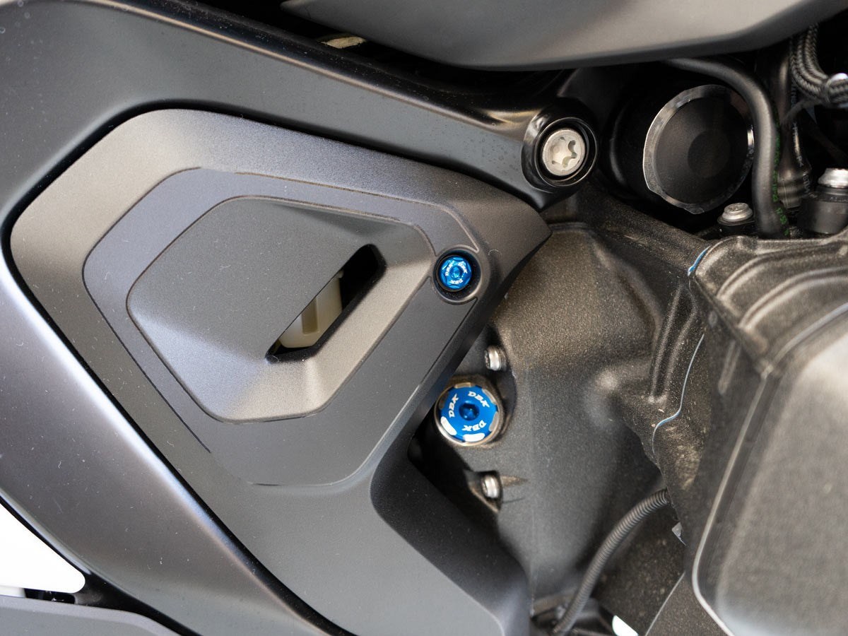 KVT66 - BMW R1300GS REAR SIDE PANEL BOLT KIT