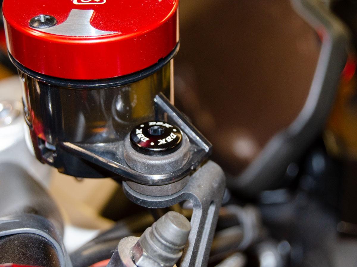 KSPB03 - FRONT BRAKE RESERVOIR MOUNT SCREW