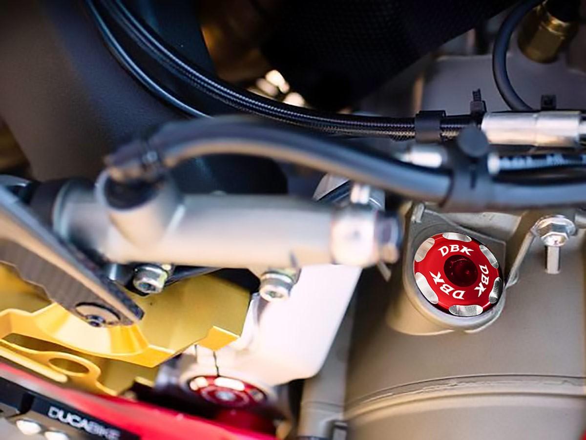 TOO01 - ENGINE OIL CAP