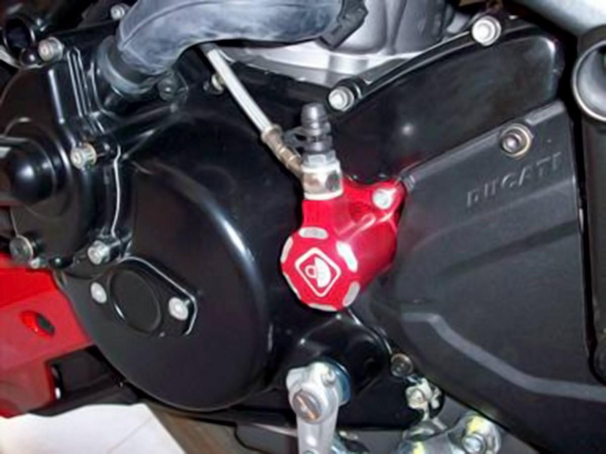 AF01 - CLUTCH SLAVE CYLINDER