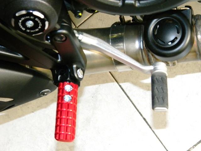 PPDVP06 - ADJUSTABLE PASSENGERS PEGS