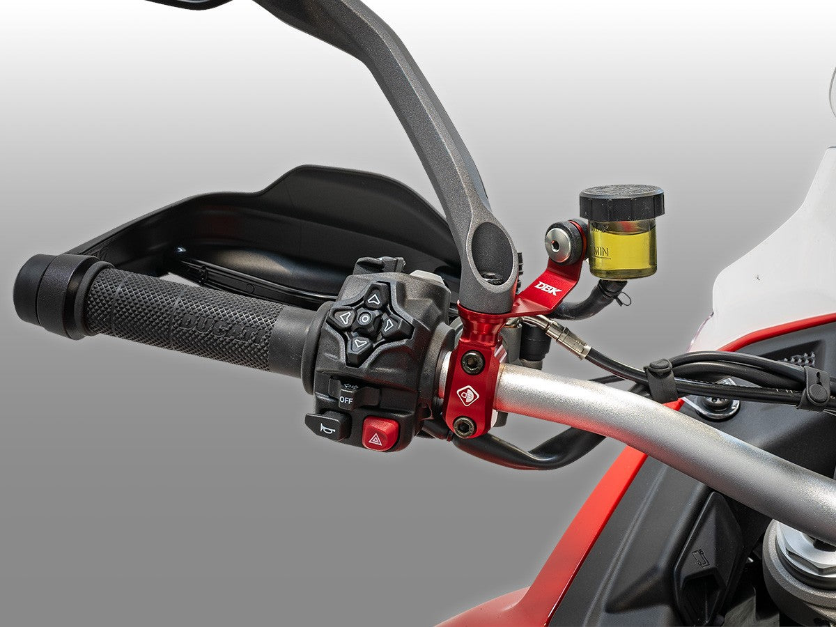 STA21 - CLUTCH FLUID RESERVOIR SUPPORT