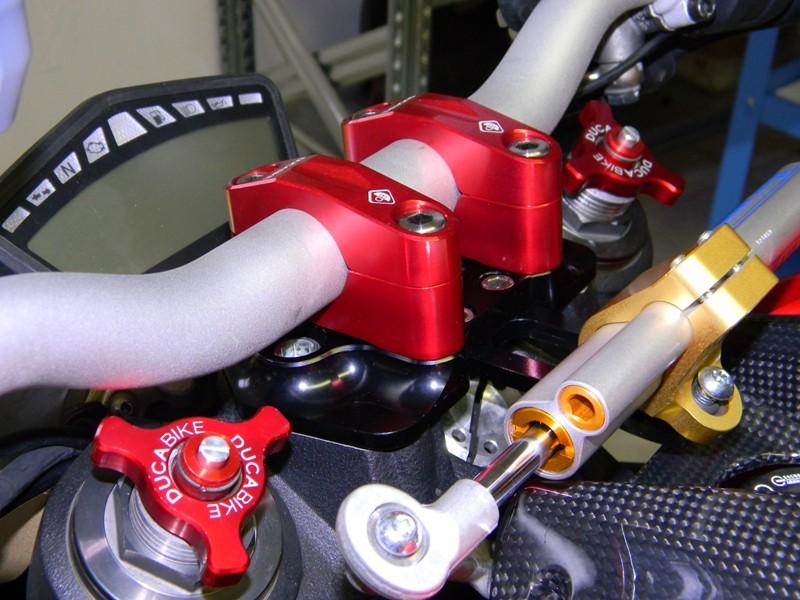 BRM01 - ADJUSTABLE RISER