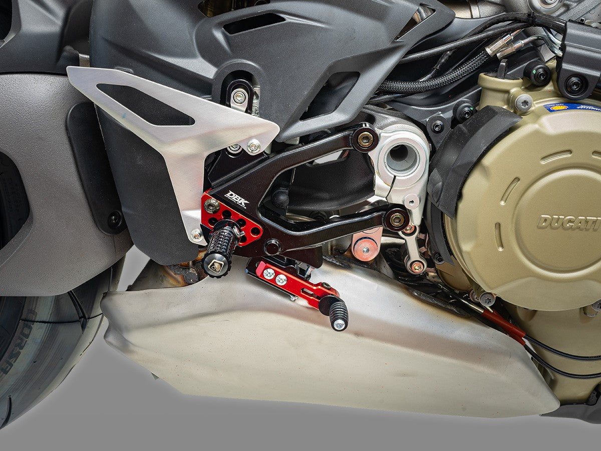 Ducabike DBK Ducati Streetfighter V4 2025 Adjustable Rearsets
