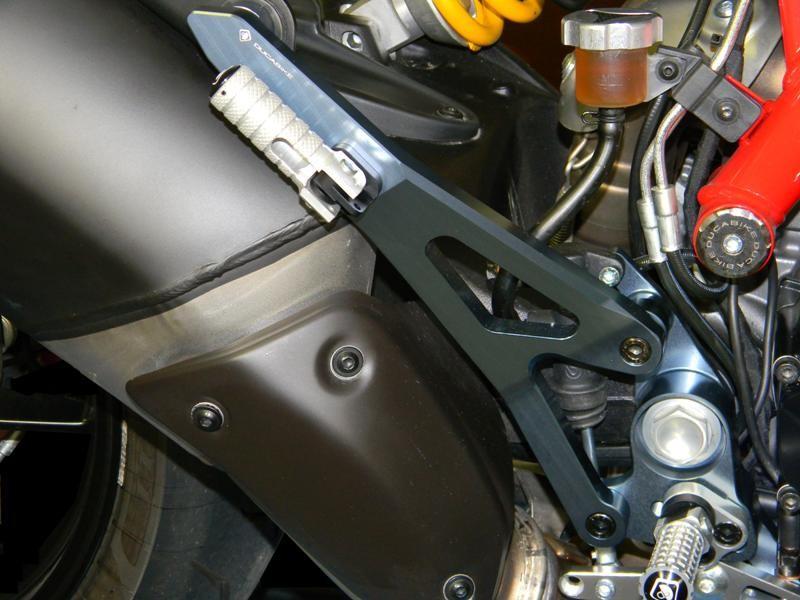 PPNHM01 - KIT PASSENGER PEGS