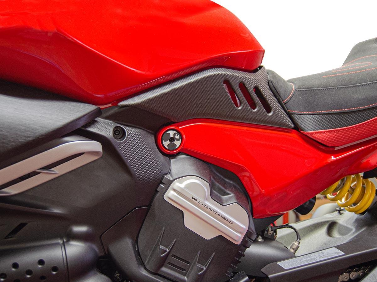 TTF09 - DIAVEL V4 SIDE CAPS KIT