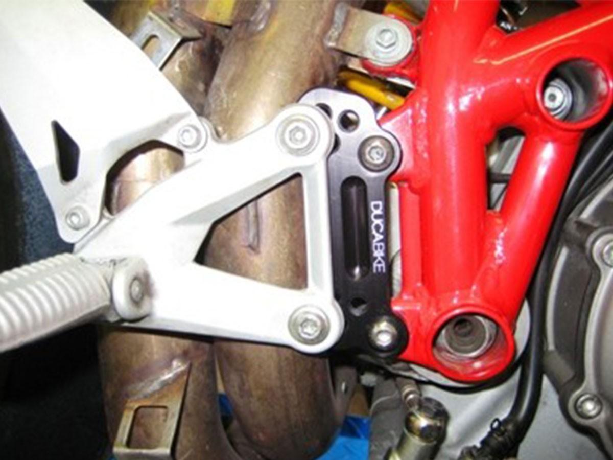 PAP01D - ADJUSTABLE REAR SETS SUPPORTS 848 / 1098 / 1198