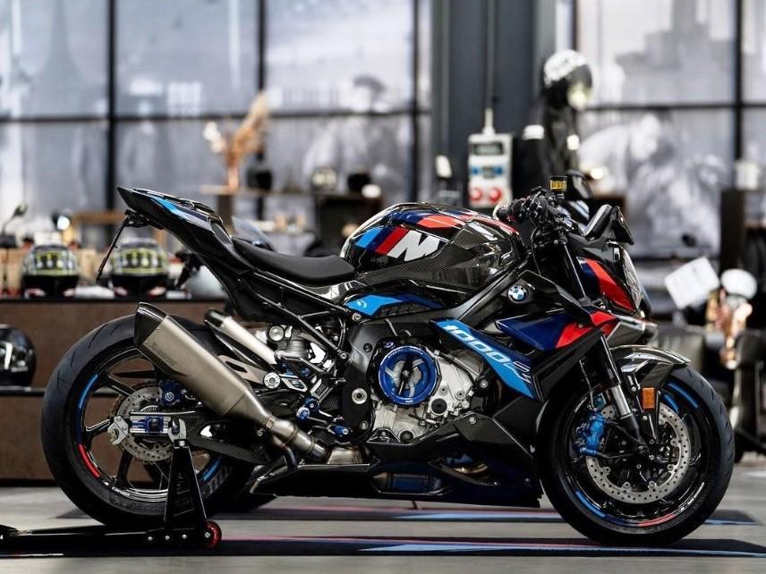 SM04 - BMW PRESSURE PLATE COVER